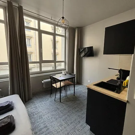 Apartamento Le 12 Wifi Cosy Parking Gratuit 11 Saint-Etienne  Exterior foto